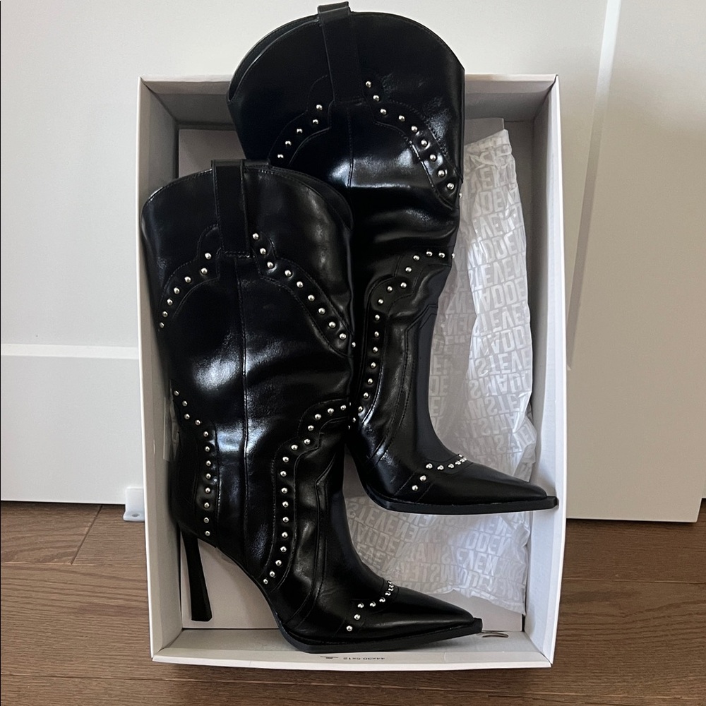 Steve Madden Kyler Elegant Black Studded Heeled Boots